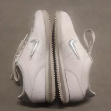 Rare Mens Nike Cortez Basic Jewel Trainers White 8 Leather Sneaker 833238-101