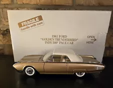 Danbury Mint 1961 Ford "GOLDEN THUNDERBIRD " INDY 500 PACE CAR