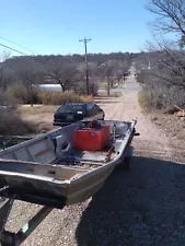 Used Jon boat Waterstrider 15' 1976 model