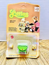 Vintage The Littles 1980 Doll House Diecast Drop Leaf Table 1789 Green Yellow