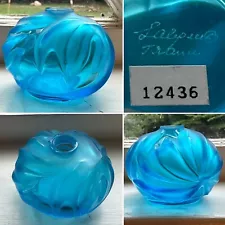 New Signed LALIQUE Royal Palm Glacier Blue Satin Glass Soliflore Flower Bud Vase