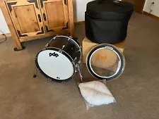 PDP Concept Maple Bass Drum Ebony Satin Oil 14" x 20" W/Bag & Pillows Mint