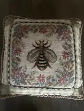 Beautiful Pedipoint Needlepoint Bee Pillow