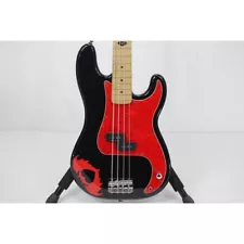 SQUIER PETE WENTZ PRECISION BASS Used