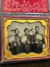 1/6 Ruby Ambrotype 3 Civil War Musicians with OTS Horns