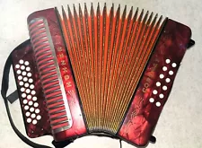 G/C/F HOHNER CORONA II BUTTON ACCORDION