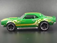 1968 68 CHEVY CHEVROLET CAMARO COPO RARE 1:64 SCALE DIORAMA DIECAST MODEL CAR