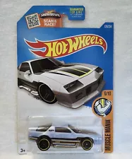 Hot Wheels 2016 Muscle Mania Series #126 Camaro Z28 Light Blue For Sale