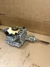 New ListingJohn Deere L120 L130 L110 L107 L111 Lawn Mower Tractor Transaxle AM131575!