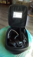 BOSE AVIATION HEADSET X MODEL AHX-32-02 WITH CASE & WORKING