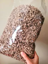 1lb bag of shredded brown kraft paper