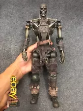 1/6 Hot Toys MMS104 Terminator Salvation Endoskeleton T-600 Action Figure