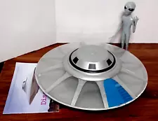 UFO Flying Saucer Disc Model 14" and Space Alien Figure Testors USA Vtg 1990's