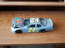 Jeff Gordon 2005 Test Car 1:24 Diecast Club Car