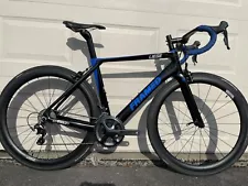 Framed Carbon Aero road bicycle 54cm