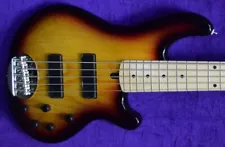 Lakland Skyline 55-01, 3-Tone Sunburst / Maple.