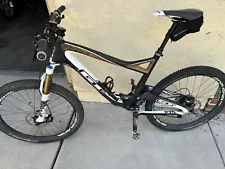 GT Sensor Carbon Pro full suspension mountain bike