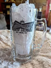 Budweiser Brew House 32oz glass Beer Mug. Heavy! Mint Condition