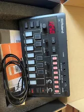 Roland Aira J-6 Compact Chord Synthesizer - Juno