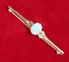 Beautiful 9ct Gold & Opal Bar Brooch - 3 Grams - 52mm - Hallmarked