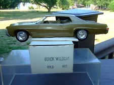 1/25th Scale 1970 Buick Wildcat-TISSUE-BOX-EXCELLENT-