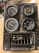 2000 Freightliner FLD120 Instrument Cluster