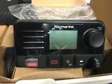 Raymarine Ray53 Compact VHF Radio with GPS and DSC, E70524 NIB -- FREE SHIPPING