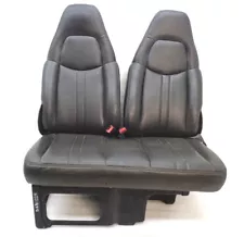 2007 GMC C7500 TOPKICK FRONT CENTER RIGHT SIDE SEAT ASSEMBLY BLACK OEM DK811224 (For: 2007 GMC C7500 Topkick)