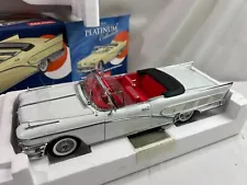 1/18 Diecast Sunstar 1958 Buick Limited Open Convertible Glacier White