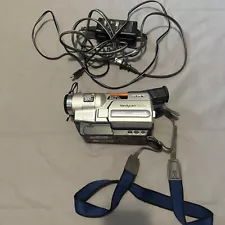 Sony Handycam CCD-TRV318 Hi-8 Analog Camcorder See Description