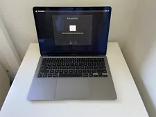 13-inch MacBook Air with Apple M1 chip