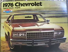 1976 Chevrolet Caprice Classic & Impala SHOWROOM DELUXE SALES CATALOG BROCHURE