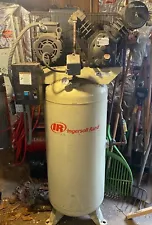 Ingersoll Rand 5 HP Single Stage Vertical Air Compressor 60 Gallon Receiver Tank