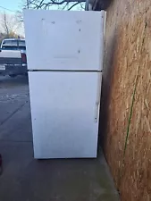 GE refrigerator for sale