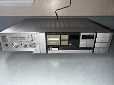 AKAI AM-U7 Inregrated Amplifier. Partial Power. Parts / Repair