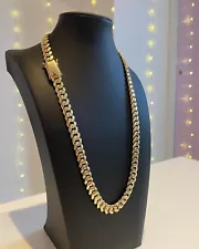 Beautiful 18K Gold Plated Unisex Luxury Cuban Chain Necklace Set For Sale