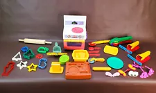 Large Mixed Lot Play-Doh Sets Kitchen Creations Deluxe Dinner – Meal Makin Kitch