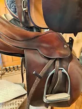 17.5 Crosby Excel Jump saddle