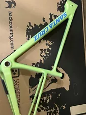 2023 Santa Cruz Highball CC Carbon Frame Set, Medium, XC race