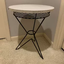 Vtg Mid Century Atomic Age 1950s Formica Iron Accent Side Table