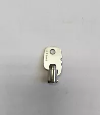 GR800 (ESD800) REPLACEMENT LOCK KEY FOR SPEED QUEEN COMMERCIAL WASHER OR DRYER