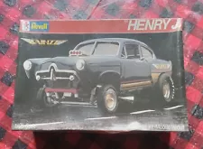 Revell 51' Henry J "saints" New Factory Sealed (1984 release date) (see pics)