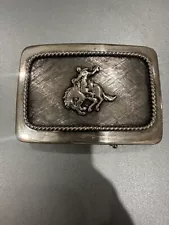 belt buckle