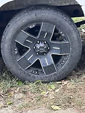 6 Lug Chevy Wheels Got 4 Of Them For Sale One Center Cap Is Busted But Rest Ok