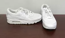 Women's Nike Air Max 90 Shoes. Size 9.