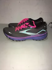 Brooks Ghost Women Size 8 Multicolor