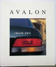 1996 Toyota Avalon Japanese Text Color Sales Brochure Original