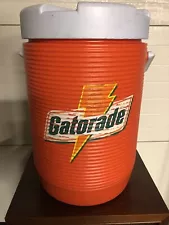 Vintage 90s Gatorade 3 Gallon Sideline Water Cooler Drink Chest Model 1683