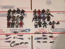 Mega Bloks Halo 27 Figures & 25 Weapons.