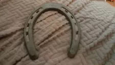 VINTAGE DIAMOND BRAND HORSESHOE - 5x4.5x.5 inches - HOME DECOR WALL DECORATION